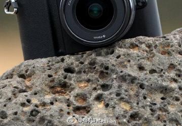 Новая фотокамера Xiaoyi похожа на представителя линейки Leica T-System