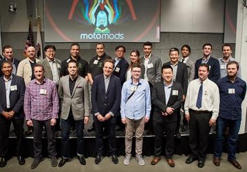 Lenovo назвала победителей среди разработчиков модулей для смартфонов Moto Z