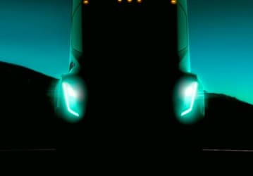 Tesla планирует испытывать самоуправляемые грузовики в Неваде
