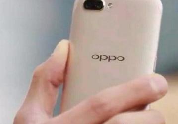 Появилось первое «живое» фото смартфона Oppo R11 со сдвоенной основной камерой