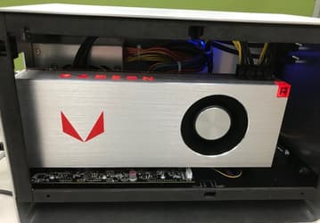 Операционная система macOS High Sierra уже готова для работы с видеокартами AMD Vega, подключёнными посредством внешних док-станций