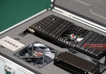 Asus разрабатывает двухпроцессорный вариант видеокарты Radeon RX Vega 64