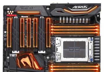 Платформа AMD X399 пока не поддерживает начальную загрузку из массива NVMe RAID