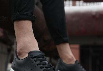 Умные кроссовки Xiaomi Free Tie Leather оценены в $30