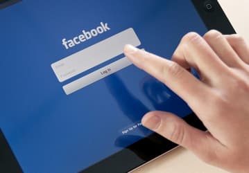 Facebook работает над домашним планшетом для видеозвонков