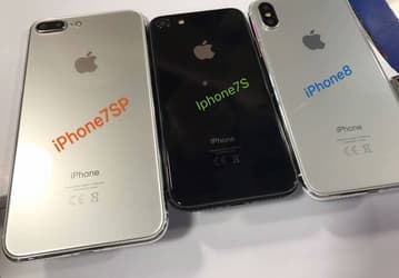 Муляжи смартфонов Apple iPhone 7s, 7s Plus и iPhone 8 запечатлены на одном снимке