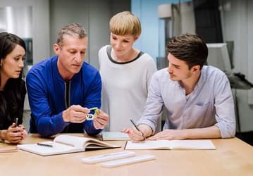 Apple впервые за 13 лет существенно нарастила затраты на НИОКР
