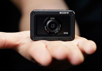 Sony RX0 — 700-долларовая экшн-камера с дюймовым датчиком CMOS Exmor RS