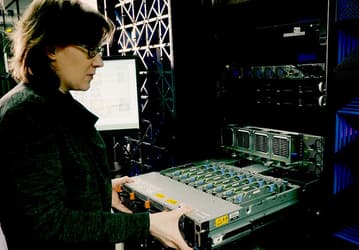 В IBM Research разработано ПО, обеспечивающее почти линейное масштабирование скорости глубокого обучения
