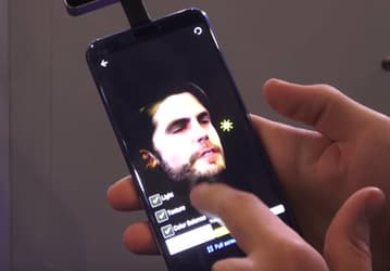 Huawei продемонстрировала систему фронтальных камер Point Cloud Depth Camera, которая может быть установлена в смартфоне Huawei P11