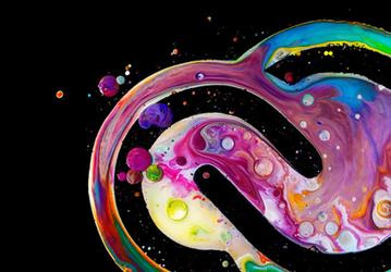 За квартал Adobe получила рекордный доход более 2 млрд долларов