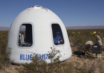 Blue Origin успешно провела запуск новой версии космического корабля New Shepard с капсулой Crew Capsule 2.0