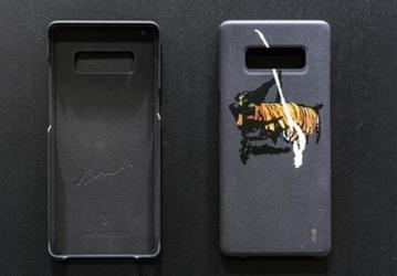 Samsung выпустит 99 комплектов Galaxy Note 8 с очень дорогим чехлом