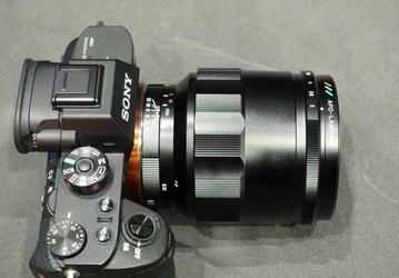 Стали известны цены трех объективов Voigtlander с креплением Sony E, которые планирует выпустить Cosina