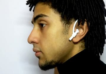 Крепления AirHooks не дают наушникам Apple AirPods выпадать из ушей
