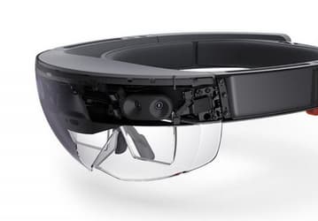 Новая версия гарнитуры Microsoft HoloLens не выйдет раньше 2019 года