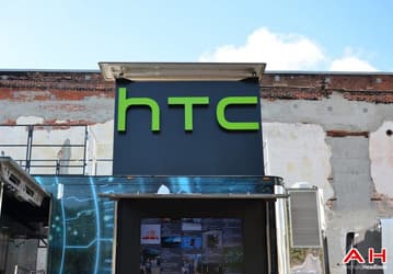 HTC продолжает терпеть убытки, а выручка компании продолжает снижаться