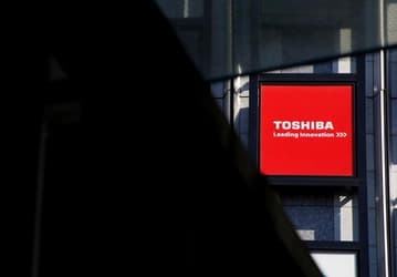 Toshiba хочет выручить от продажи полупроводникового бизнеса 8,8 млрд долларов и при этом сохранить его часть