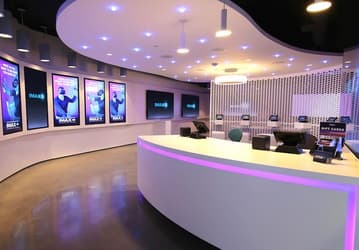 В Лос-Анджелесе открылся первый в мире кинотеатр IMAX VR