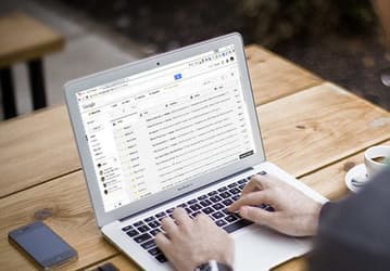 В этом году Gmail перестанет полноценно работать в браузере Chrome для Windows XP и Vista