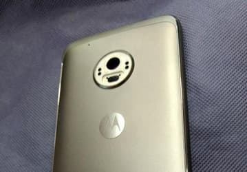 Появилось новое изображение задней панели смартфона Motorola Moto G5 Plus
