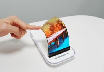 За закрытыми дверьми на MWC 2017 ожидается показ смартфонов Samsung со сгибающимися дисплеями