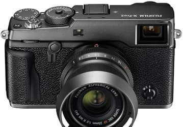 Камера Fujifilm X-Pro2 Graphite Edition окрашена в цвет графита