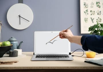 Аксессуар AirBar для MacBook Air, который наделяет дисплей сенсорной функциональностью, оценен в $99