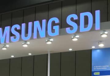 Samsung SDI поставляет аккумуляторы для большей части премиальных смартфонов Samsung, включая Galaxy S8