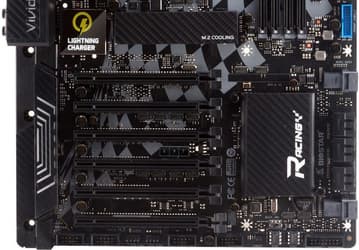 Системная плата Biostar Racing Z270GT8 получила слоты U.2 и M.2 для скоростных SSD
