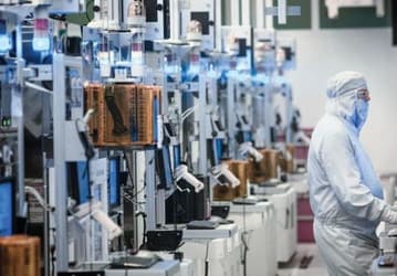 Intel начнет тестовый выпуск продукции по нормам 7 нм в этом году