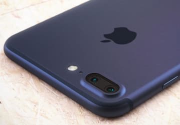 40% покупателей смартфонов Apple нового поколения в прошлом квартале выбрали старшую модель