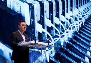 Глава мобильного подразделения Samsung сообщил, что смартфон Galaxy S8 не будет представлен на MWC 2017