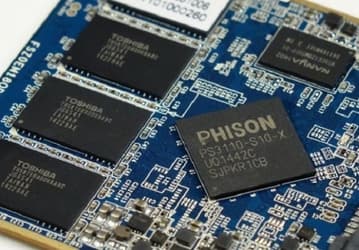 Toshiba передала TMC часть акций Phison