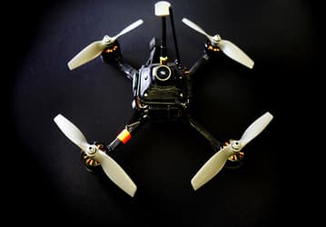 Квадрокоптер DRL RacerX разогнали до рекордной скорости 263 км/ч
