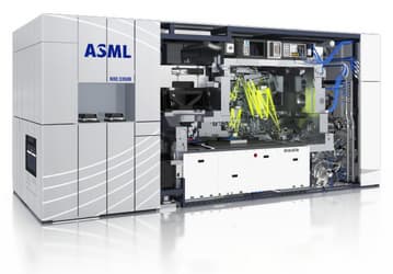 Компания ASML показала источник излучения мощностью 250 Вт для литографии в жестком ультрафиолетовом диапазоне