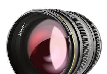 Объектив SainSonic Kamlan 50mm F1.1 предназначен для камер формата APS-C