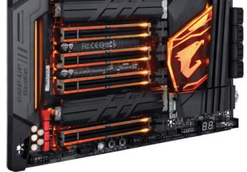 Системная плата Aorus X399 Gaming 7 предназначена для процессоров AMD Ryzen Threadripper