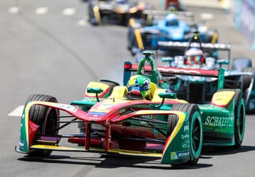 Mercedes-Benz впервые примет участие в гонках Formula E в 2019 году 