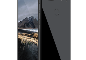 Безрамочный смартфон Essential PH-1 не вышел в срок, компанию начинают покидать руководители