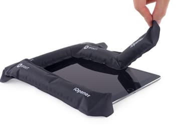 При разборке нового планшета Apple iPad Pro специалисты iFixit постоянно сталкивались с обилием клея