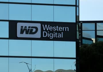 Western Digital планирует увеличить ставку на торгах за полупроводниковый бизнес Toshiba