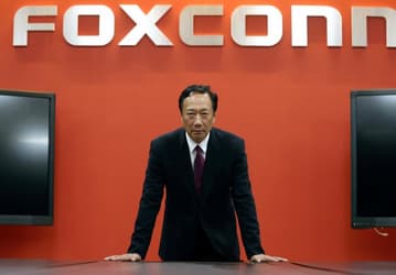 Foxconn удалось заручиться поддержкой Apple и Dell на торгах за полупроводниковое производство Toshiba