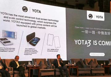 Смартфон YotaPhone 3 получит дисплеи диагональю 5,5 и 5,2 дюйма, а также камеры разрешением 12 и 13 Мп