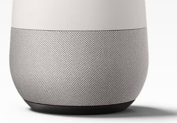 Покупатели смартфонов Google Pixel XL получают колонку Google Home в подарок