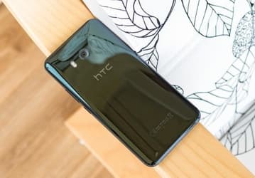 Смартфон HTC U11 продается лучше HTC 10 и HTC One M9 