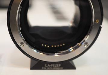Irix готовит к выпуску переходник для установки объективов с креплением Canon EF на камеры с креплением Sony E