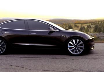 Tesla продала акций на 1,2 млрд долларов, чтобы подготовиться к старту производства автомобилей Model 3
