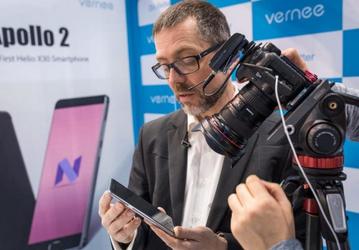 На MWC 2017 был показан смартфон Vernee Apollo 2 