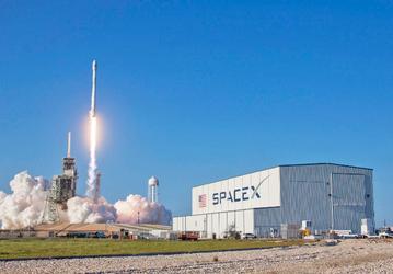 SpaceX впервые успешно запустила и вернула уже использовавшуюся ракету Falcon 9